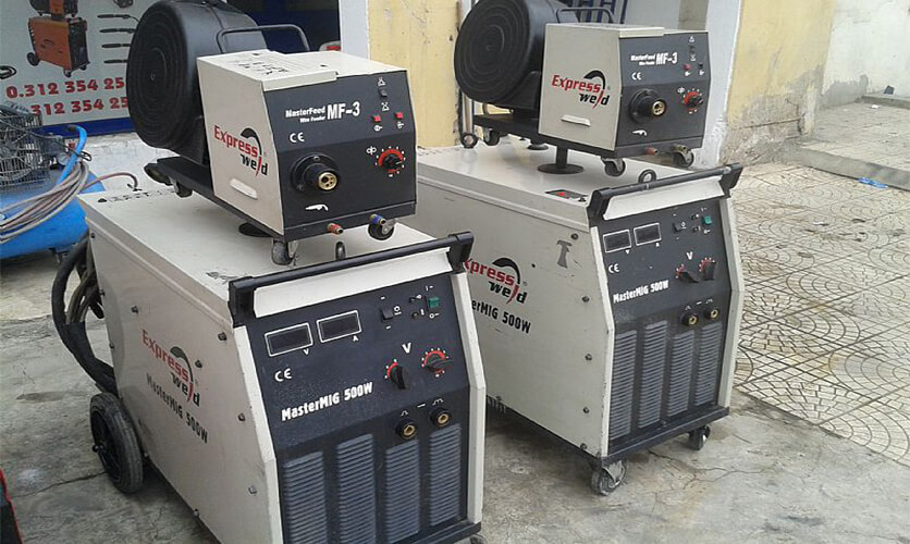 EXPRESS WELD 500 AMPER SU SOĞUTMALI GAZ ALTI KAYNAK MAKİNESİ
